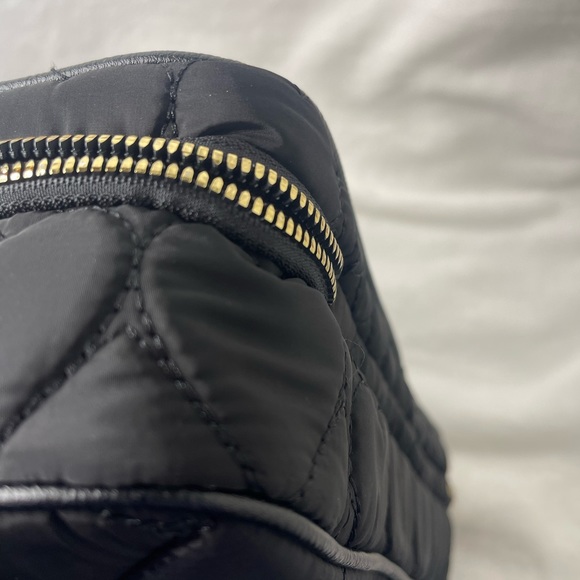 Betsey Johnson travel case black hearts, NWT - Picture 5 of 9